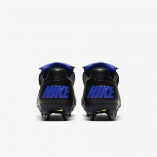 THE NIKE PREMIER II SG-PRO AC