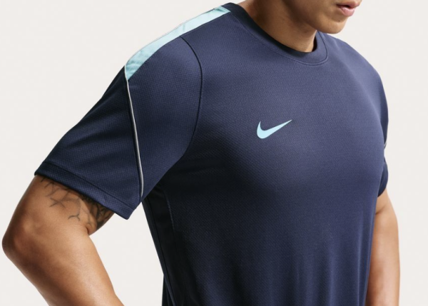 DRI FIT STRIKE T-SHIRT